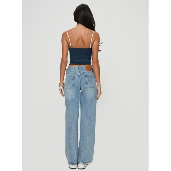 Princess Polly SERENITIA MID RISE RELAXED JEANS LIGHT WASH Size 8 - Picture 2 of 7